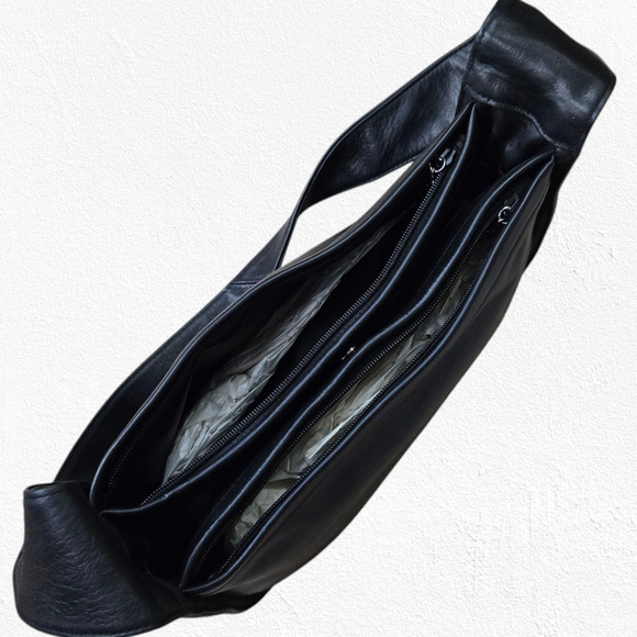 Vintage 1980s 111 STATE Black Leather Shoulder Bag Minimalist Heritage Purse - Picture 7 of 14